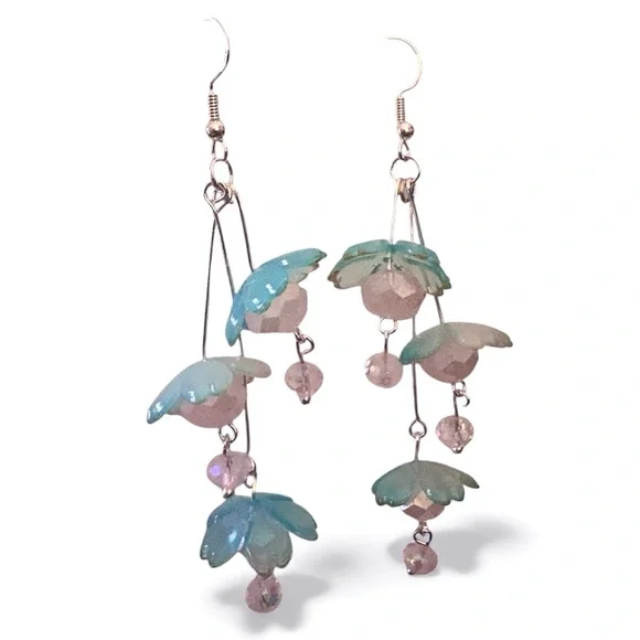 Fairy Earrings with Lucite Flowers and Crystals on 925
Stamped Hooks - Picture 4 of 4